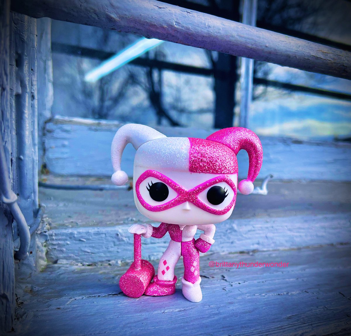 🩷Harley Quinn🤍 #HarleyQuinn #pink #FunkoPhotoADay #FunkoPhotography #DCComics #FunkoPop #FunkoPhoto #FunkoLife #BatmanVillain #Funkos #FunkoPops #FunkoPhotos #Funko