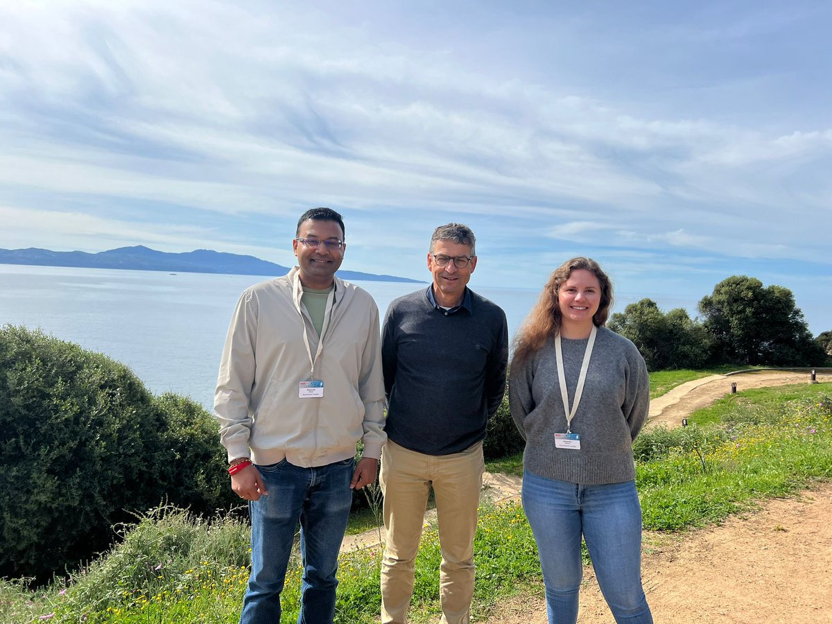 Our @PSI_LAC members @PeeyushKhare4 @MarkusAmmann63 @chem_natasha enjoying the beautiful Corsican weather and great scientific discussions at #MUOAA2024 on molecular-level understanding of atmospheric aerosols. Thanks to the organizers for a fantastic week!