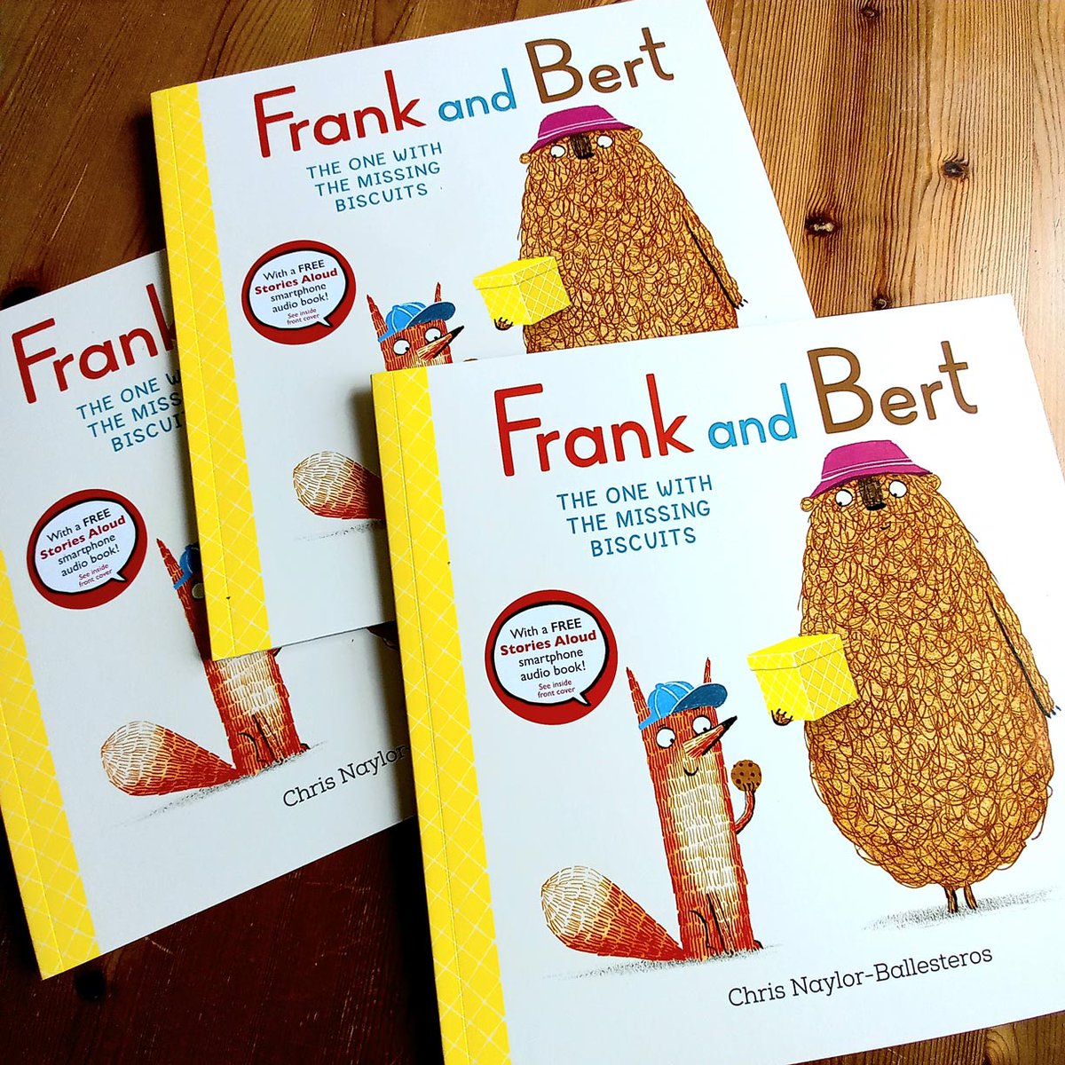 Congatulations @MissWGreet @LizzieRdesigns, @moonlightlady2 @shirleylumley1 and @educa8_em - you'll be getting a copy of Frank & Bert 3 with a personal message and drawing in it. Please DM to sort stuff out. Thanks to all for reposting! 🎉🏆📗🦊🐻