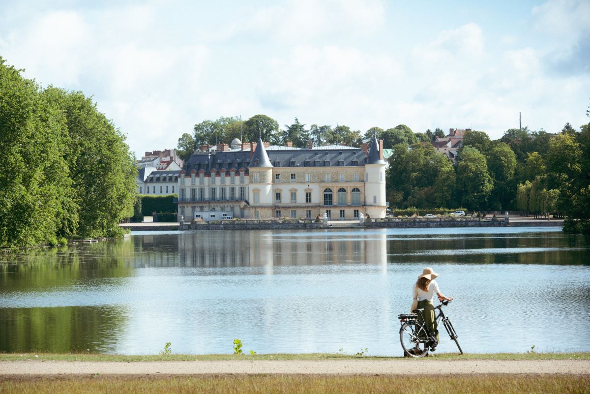 Il est grand temps de préparer vos escapades de printemps ! 

À pied, à vélo, sur l’eau ou à dos de cheval, et si vous optiez pour un mode de transport doux, respectueux de l'environnement ? Découvrez nos conseils 👉 bit.ly/3TE9S2X

#ExploreFrance

📷 Visuell