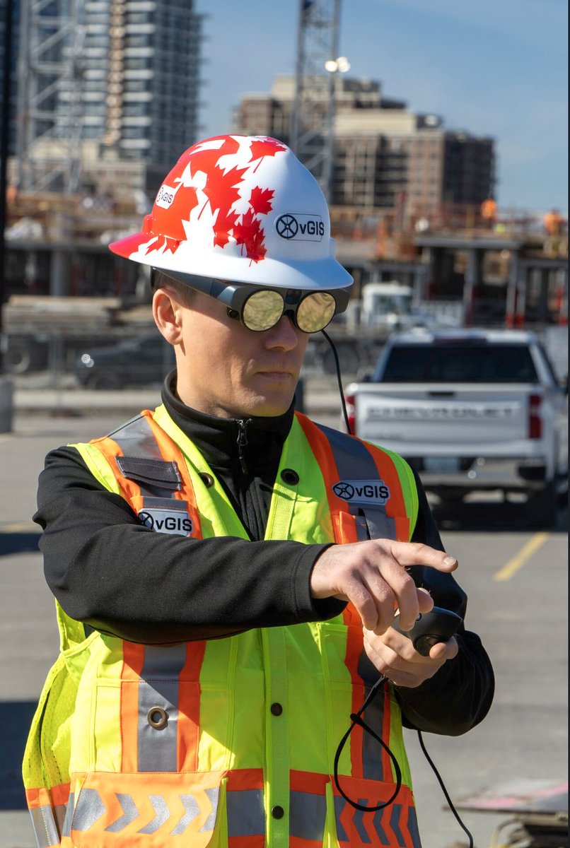 Advancing AEC with #AR. Magic Leap & @vGIS_Map unify AI, AR, and spatial data for smarter project management in a single digital twin platform. A significant tech synergy for integrated construction insights. #ARConstruction #DigitalTwin vgis.io