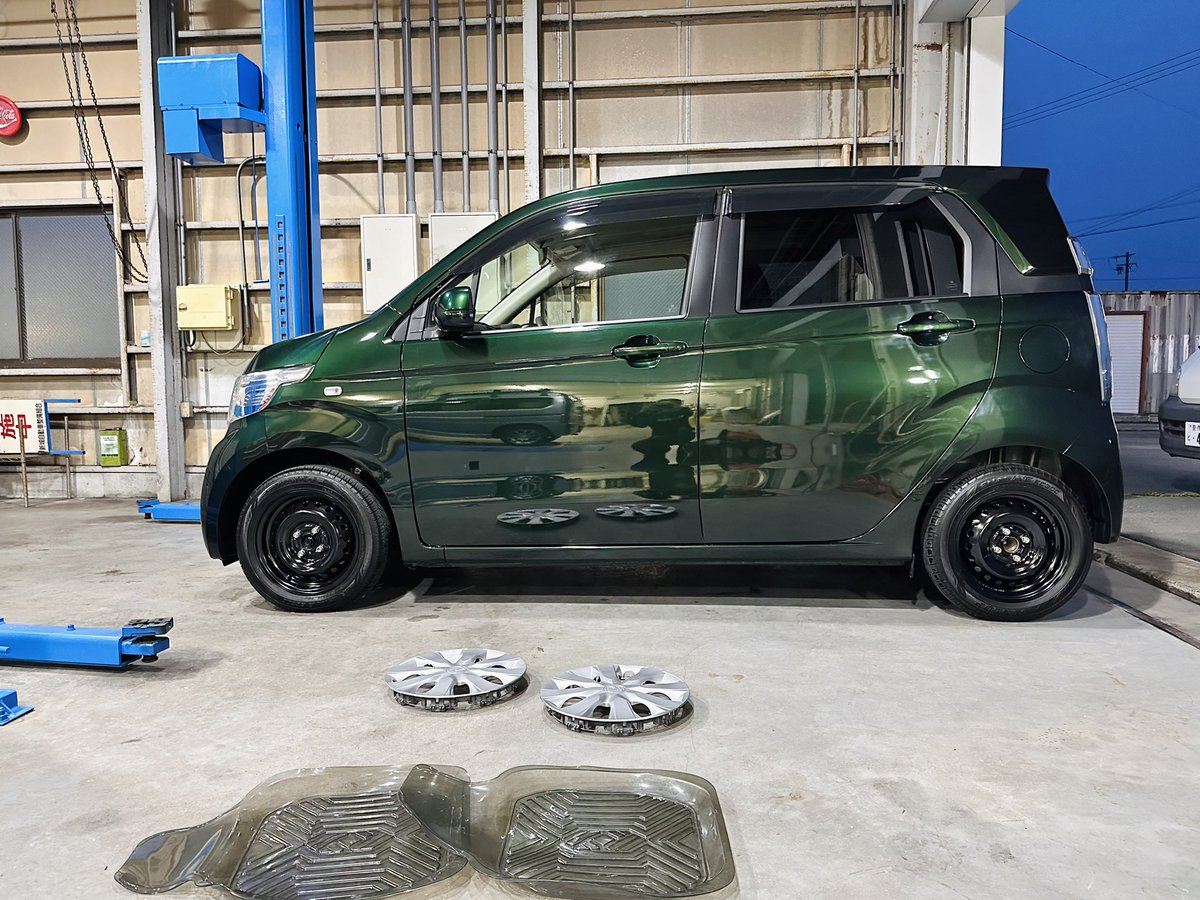 hc24ha's tweet photo. 昨夜ピッカピカに仕上げたのに
雨の中、#車検場 へ向かいます😅

そのまま #納車 してから
次の #車検車 を #引取り に行きますので

夜まで留守となります
よろしくお願いします🙇‍♂️

雨降りの水曜日☔️
気をつけてご移動しながら
素敵な1日をお過ごし下さいね🤗

#橋右衛門𝐁𝐚𝐬𝐞 #新城市 https://t.co/yoPgQQLoMj