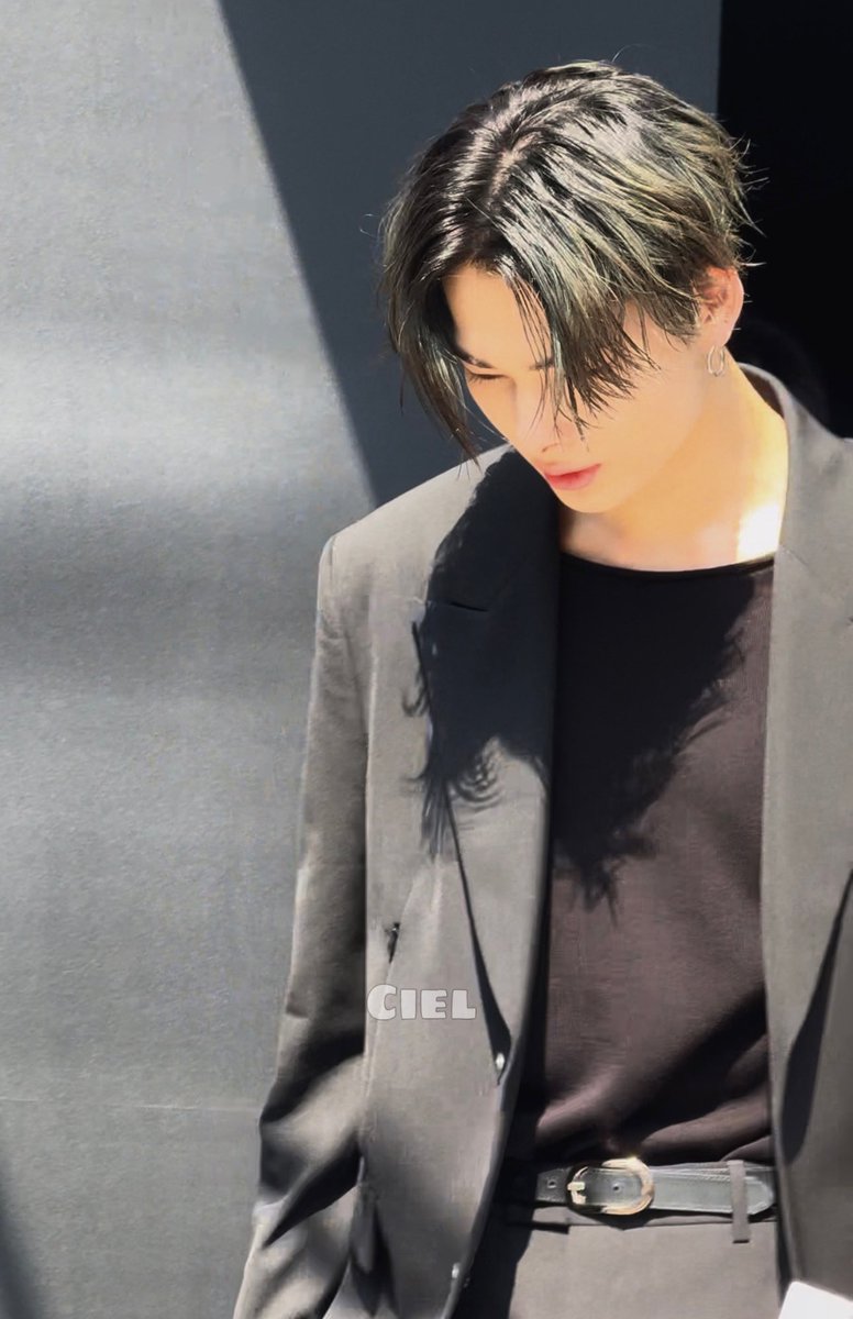 Blue_Ciel4's tweet photo. 240405 랑콤

#NI_KI #니키 #ニキ
#ENHYPEN  #엔하이픈 https://t.co/ARAwsR1ryM