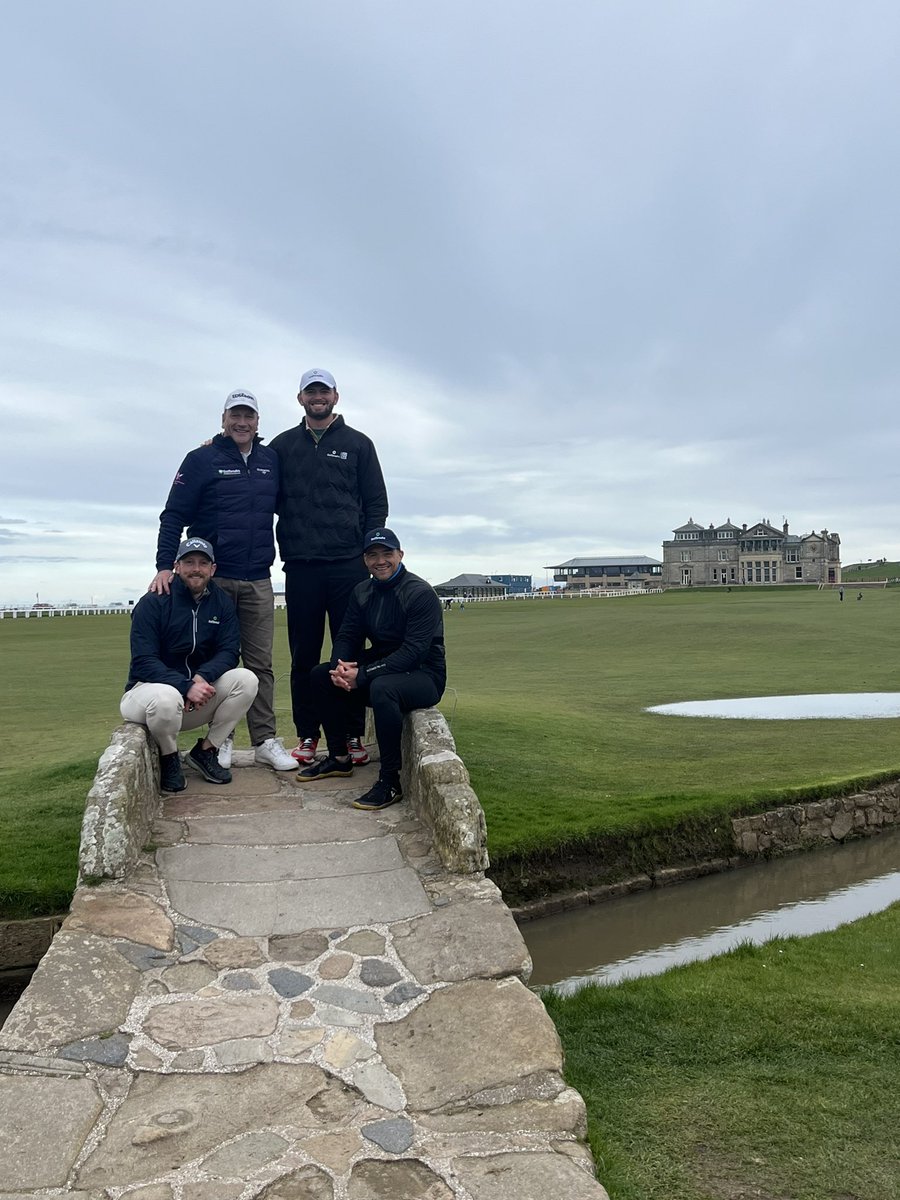 Great fun doing wee bit of filming yesterday with the fabby @golfbreaks team at The Home of Golf⛳️🏴󠁧󠁢󠁳󠁣󠁴󠁿💙. Still always smile to myself when even on a busy day, you can still drive your car across the 18th fairway on the most famous course in the world 🤷‍♂️😀🏴󠁧󠁢󠁳󠁣󠁴󠁿💙⛳️ #beautifulscotland
