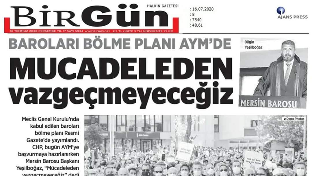 Biz Avukatız. Geleceğe umut taşırız. Dayanışmanın kıymetini bilir zorlukları birlikte aşarız. Elinden tutarız en çaresizin,ona mücadele etmeyi öğretiriz. Başımız her daim diktir,boyun eğmeyiz baskıya. Hak için savaşırız. Zulmün karşısıdır yerimiz. #avukatlargünü kutlu olsun.