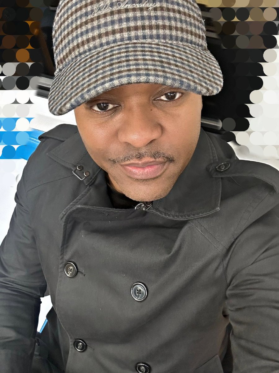 A lovely Friday to you friends 🌞🙏
#mlutheartist