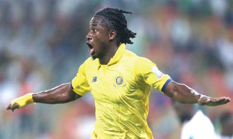 السؤال الرابع : من يقدر يجيب لي اسم اللاعب الي موجود بالصوره ؟