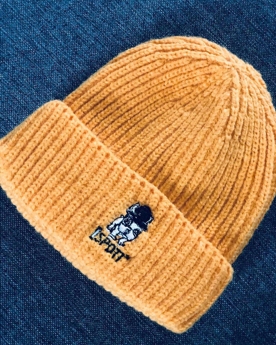 ispotitm's tweet photo. Cold days are upon us. Get warm with iNdori by iSpoti for R149. https://t.co/dFxnbhm8is