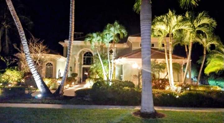 The Preserve at Ibis Golf and Country Club Mansion that My Wife Christie is Extremely Honored to Offer to New Home Owners is Absolutely Breathtaking at Night... To Discover Even More about this Mansion Estate go to...⏬⏬ IbisGolfandCountryClubEstate.com