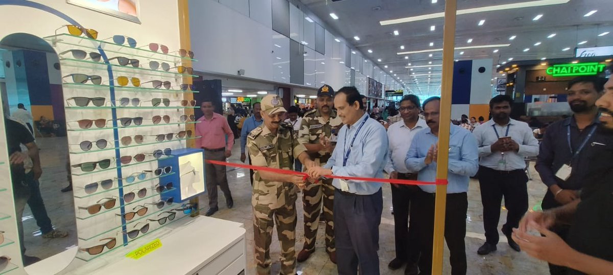 A new eyewear store has opened up at the Domestic Security hold area of Goa Airport @aaigoaairport, offering a wide range of eyewear options. Travelers can now find the perfect pair to suit their style and vision requirements. This addition brings convenience and style to the