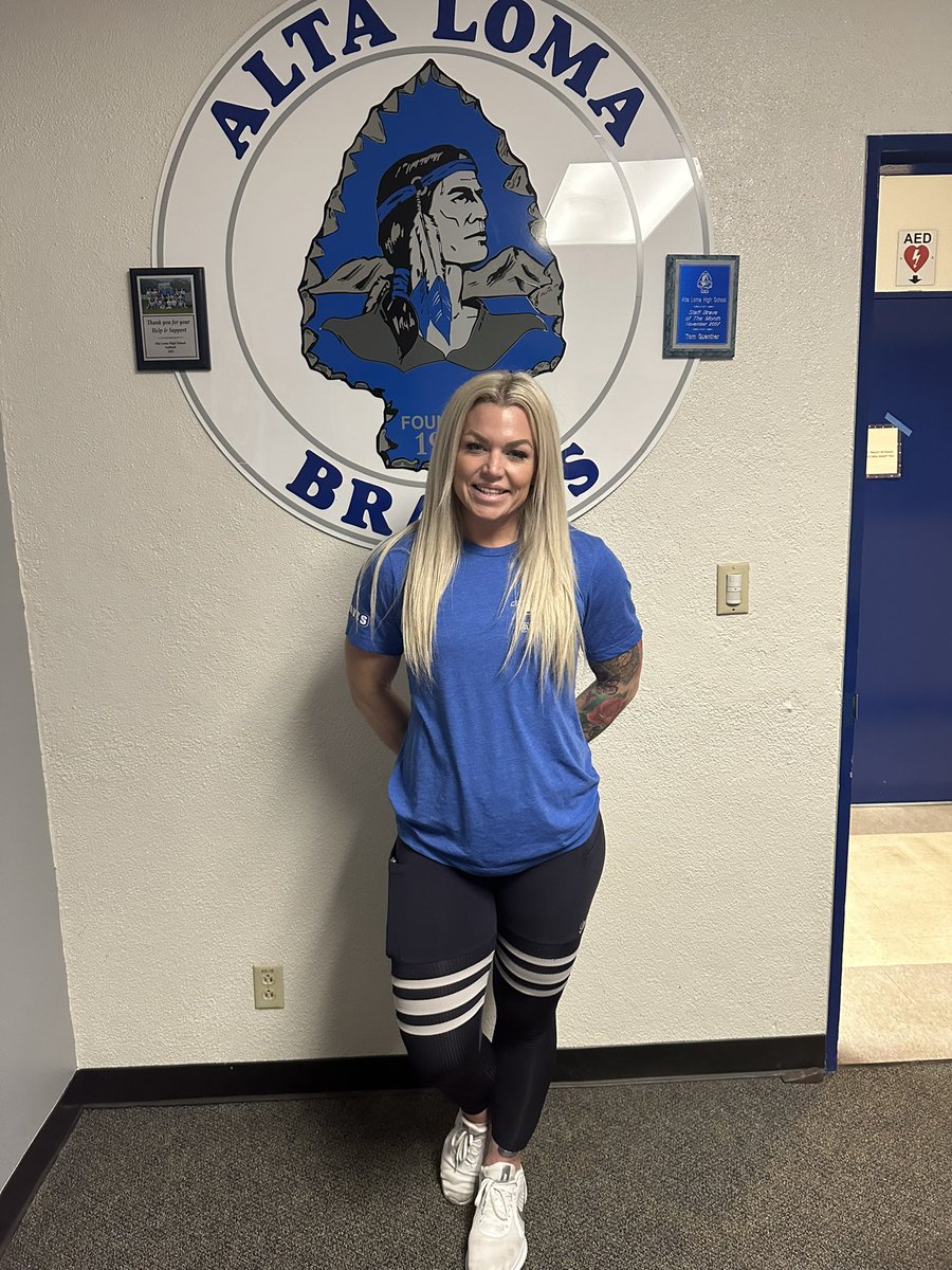 Excited to announce that Shay Skahill has been named our Girls Flag Football Coach. Former xleague pro with the Los Angeles Black Knights. Go Braves!!