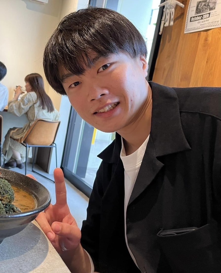 deli_karaoke's tweet photo. 4周年を迎えるカラオケBARでりばりーは新たに3名のスタッフが入ってくれました！

イベントでは下記の出勤となります！

5日(金)やまー
6日(土)こうすけくん、あいりちゃん

以前働いてくれてたあいりちゃん復活です✨

夜職未経験のメンバーもいるのでお手柔らかに🙏

#静岡 #カラオケバー #新人紹介 https://t.co/S8IQYI8uHY