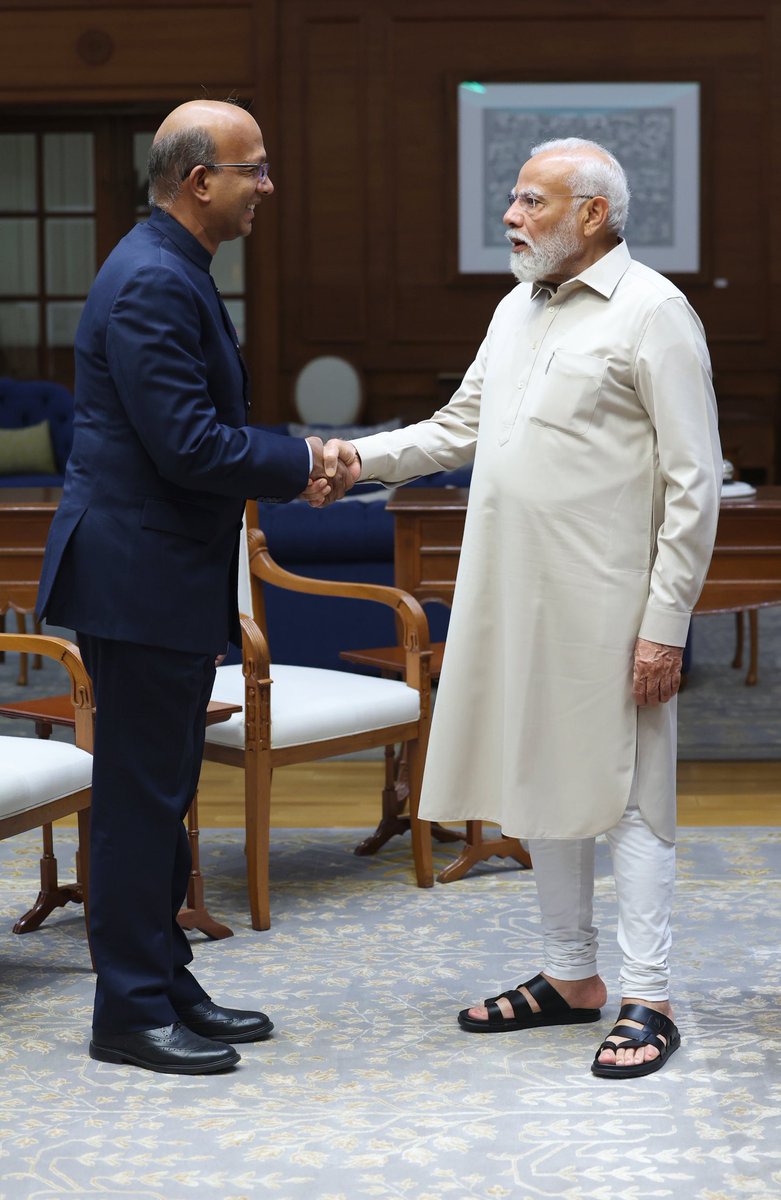 Privileged to call on Hon’ble Prime Minister ⁦@narendramodi⁩ before taking up my new assignment in ⁦@IndEmbMoscow⁩ Grateful for his guidance and direction for India-Russia Special and Privileged Strategic Partnership.