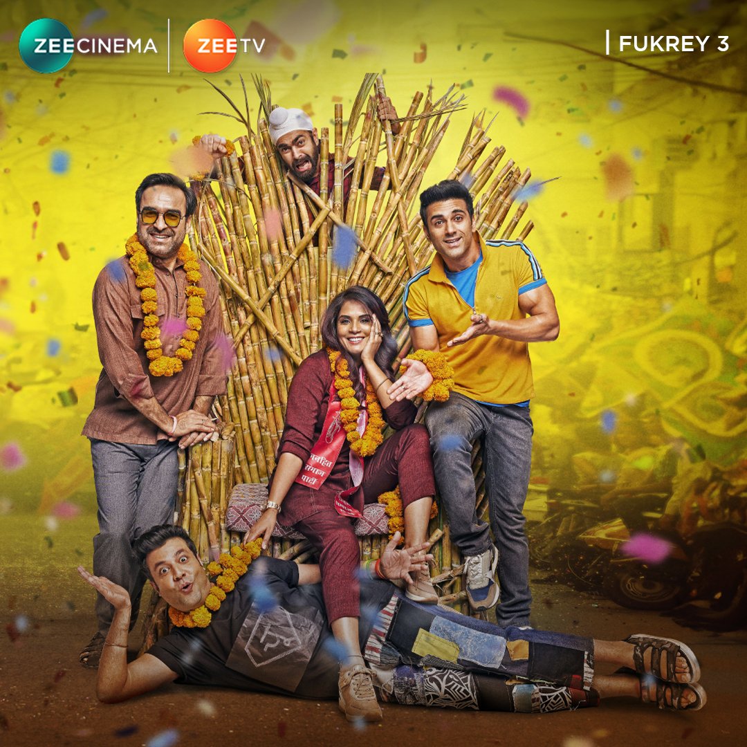 Hunny, Choocha, Bholi, Lali and Panditji are back to make your weekend absolutely epic!
Watch the Double Premiere of ‘Fukrey 3’ on 27th April at 9 PM, only on #ZeeCinema and 28th April at 4 PM, on #ZeeTVME

@RichaChadha @varunsharma90 @PulkitSamrat @OyeManjot @TripathiiPankaj