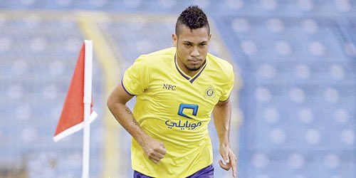 السوال رقم مليونين: اللاعب كريييههه جداً جيبولي اسمه