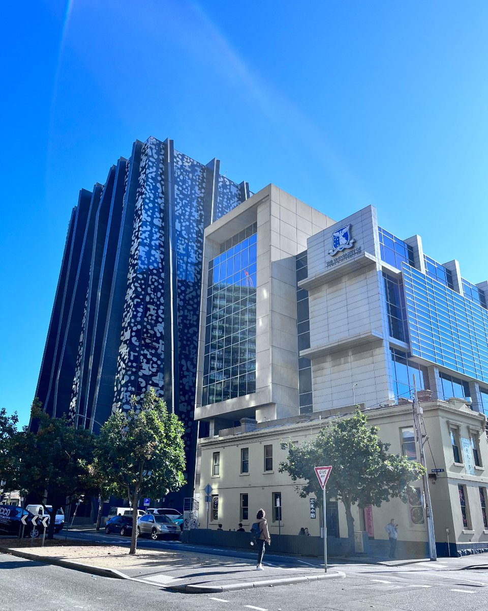 📸 A picturesque photo of The Spot! Home to The Faculty of Business and Economics @UniMelb 💙 💙