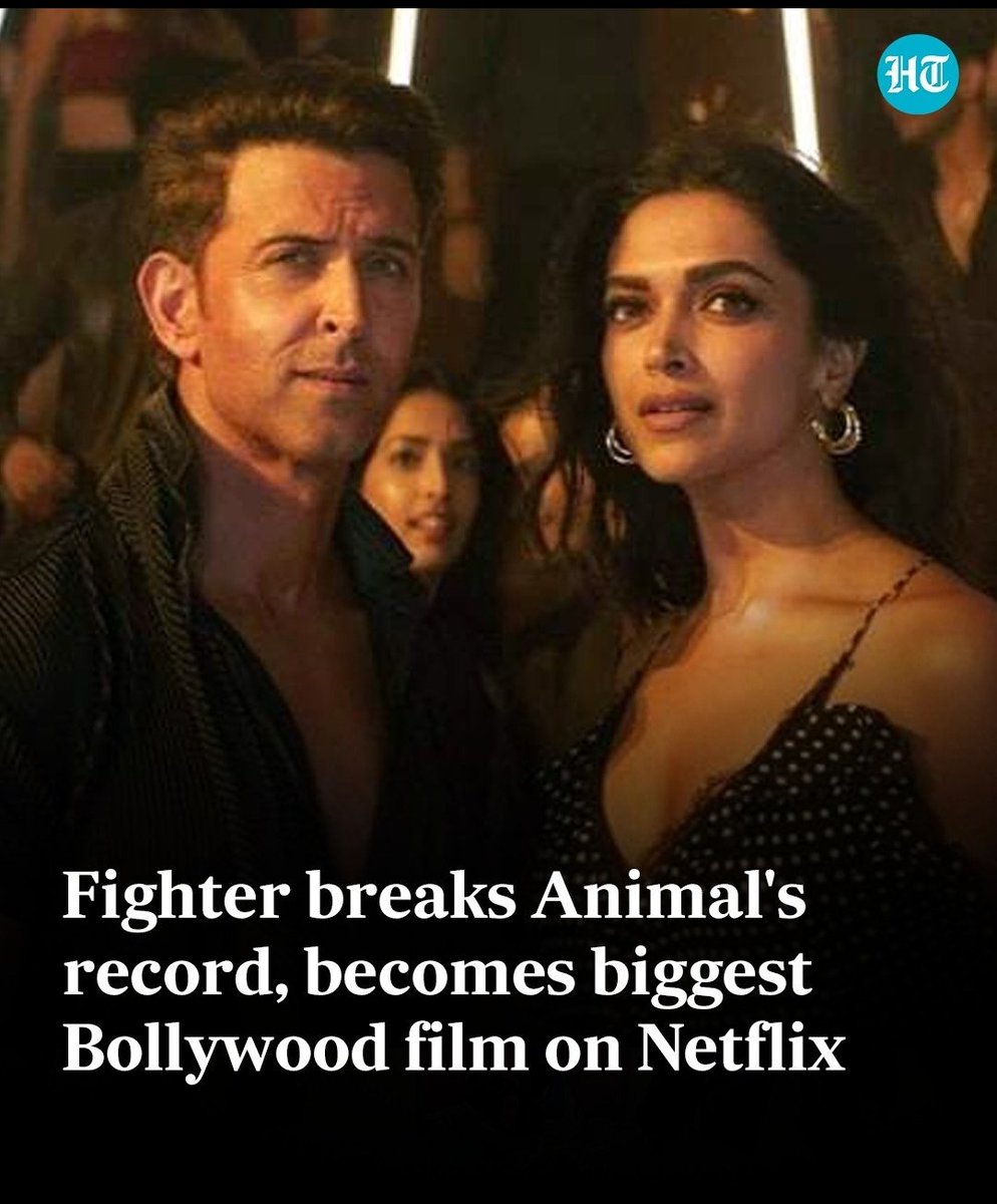 when class awidence shows their love>

#DeepikaPadukone #HrithikRoshan  #Fight