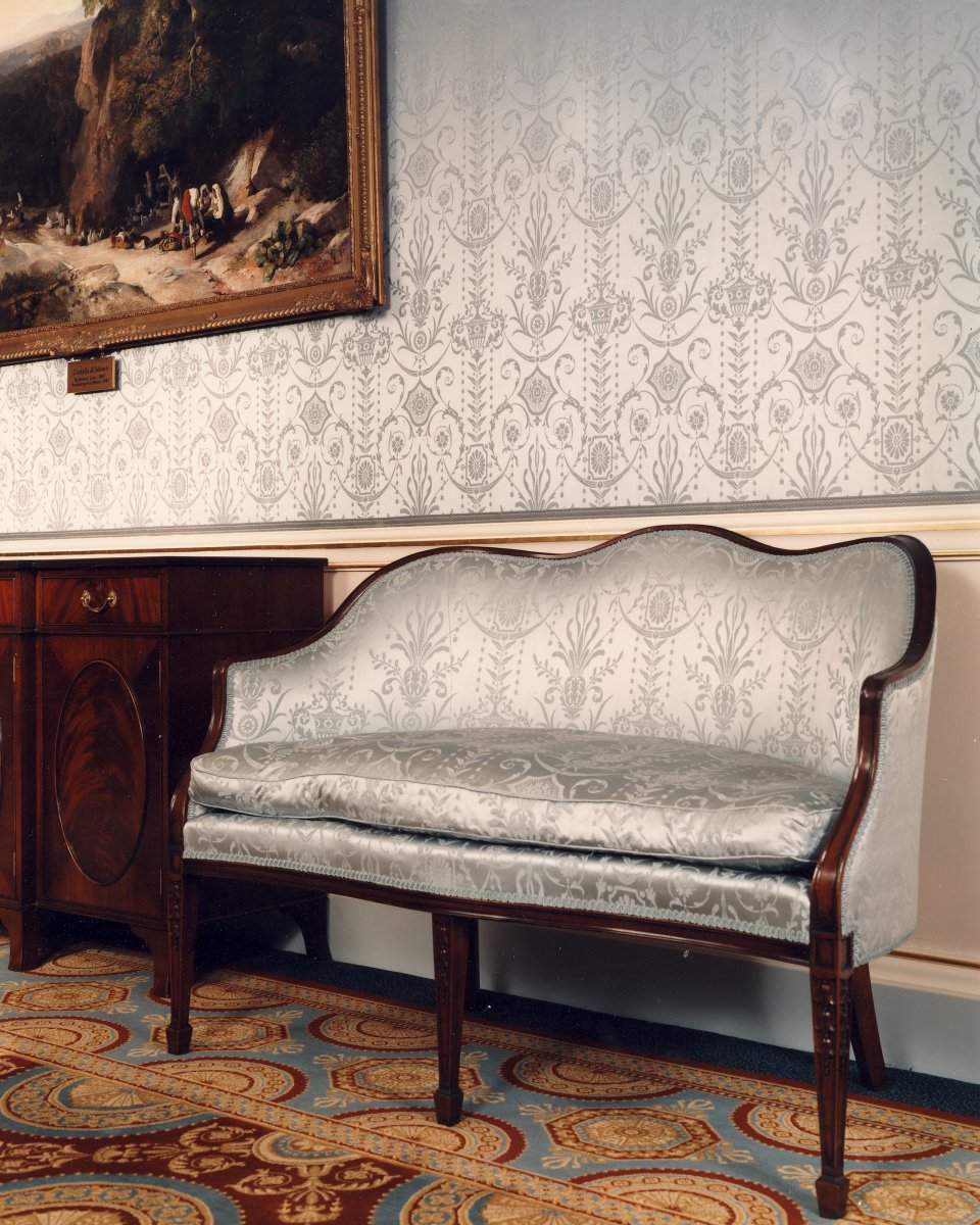 The elegantly appointed Clothworkers Hall upholstered in Design 99, Adams Damask.
Woven on our 1920s punch-card operated Hattersley Jacquard loom in our most luxurious thread count of 14,400 threads.  This archaic loom weaves cloth fit for palaces, but only manages 6 yards a day.
