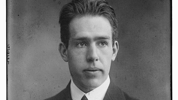 Niels Bohr’s groundbreaking paper proposing a new atomic model, 'On the constitution of atoms and molecules' is dated 5 April 1913. It was published in July of the same year. Bohr was awarded the #NobelPrize in Physics in 1922.