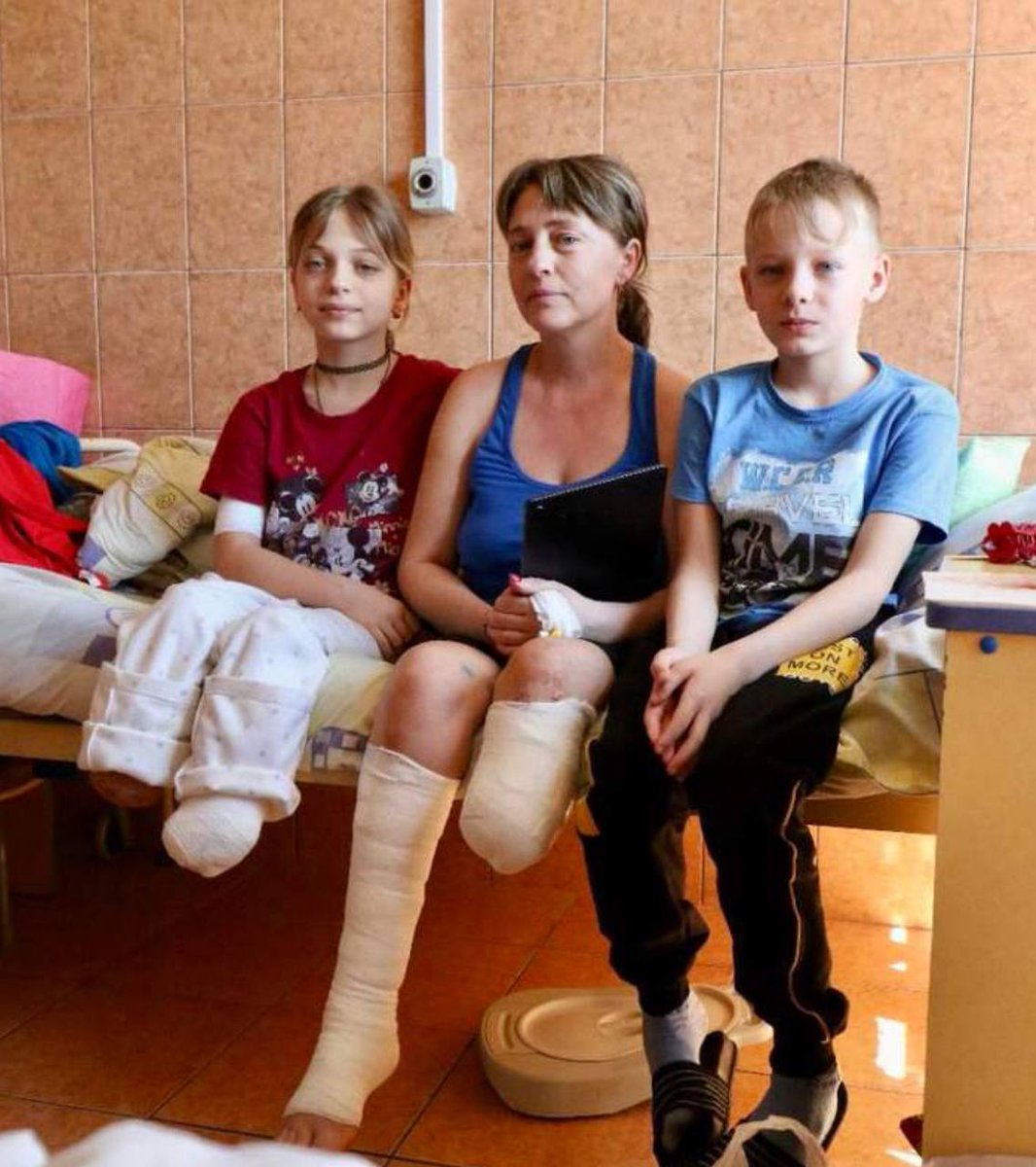 12-year-old Yana Stepanenko, who lost both legs from a Russian missile attack on Kramatorsk train station, is preparing to run the Boston Marathon. Yana plans to participate in it for a charitable purpose - to raise funds for a sports prosthesis for the seriously injured…