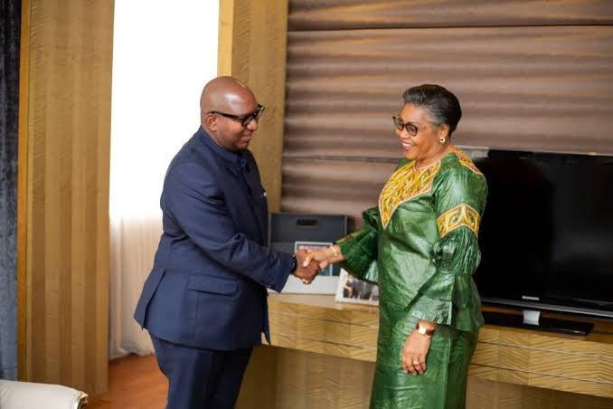 LwarhibaM's tweet image. #RDC FORMATION DU GOUVERNEMENT #JUTU 1 : Pas pour Avril, estime EcoNews

Déjà dans la phase de contacts avec les principaux acteurs de la scène politique (...) la mise en place du gouvernement se heurte à certaines contraintes qui ne sauraient être résorbée avant la fin du mois