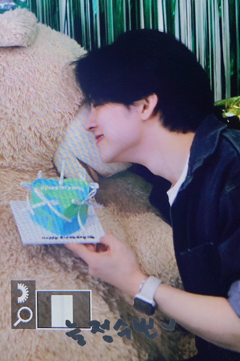 _mysiempre's tweet photo. 240405

생일너무너무축하해짱수빈!!!!!🤍🤍🤍

#정수빈 #늘정수빈 
#JUNGSUBIN https://t.co/f876kpac1v