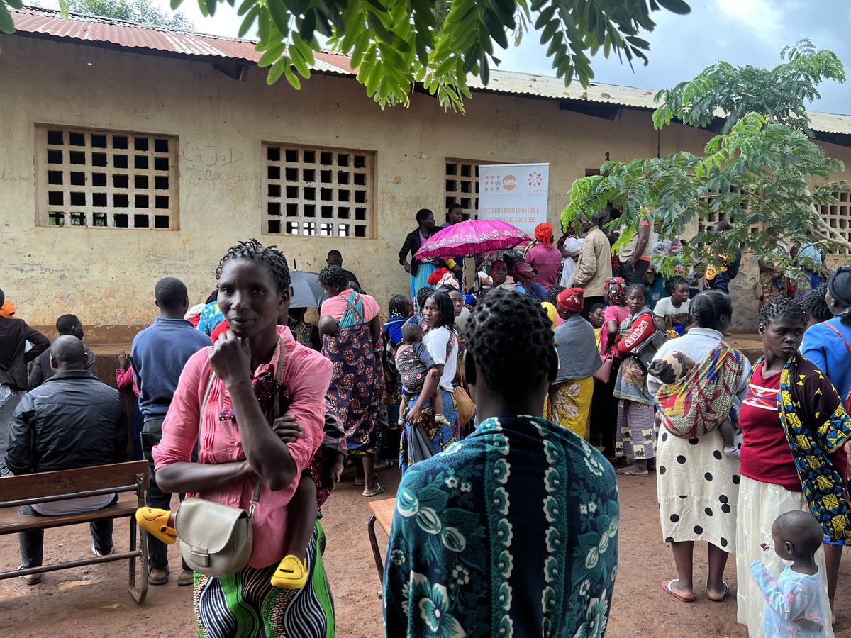 📍Zambézia, Moçambique Graças ao financiamento da @UKinMozambique, o @UNFPAMocambique está a apoiar campanhas de registo civil em parceria com a @coalizaomoz ‼️ Leia mais sobre como o registo civil é uma ferramenta de protecção para todos: bit.ly/3VP93aN