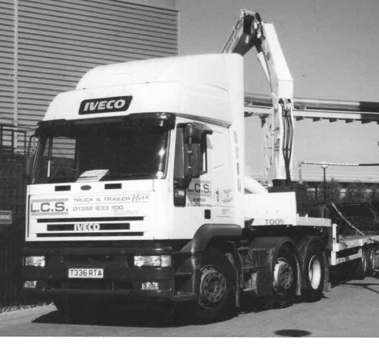 LCSTransportLtd's tweet photo. Throwback Friday!🤩

Does anyone want to guess the year this photo was taken? Extra points if you know where it was taken too!👀

#courier #transport #expresstransport https://t.co/MTINNtAxxz