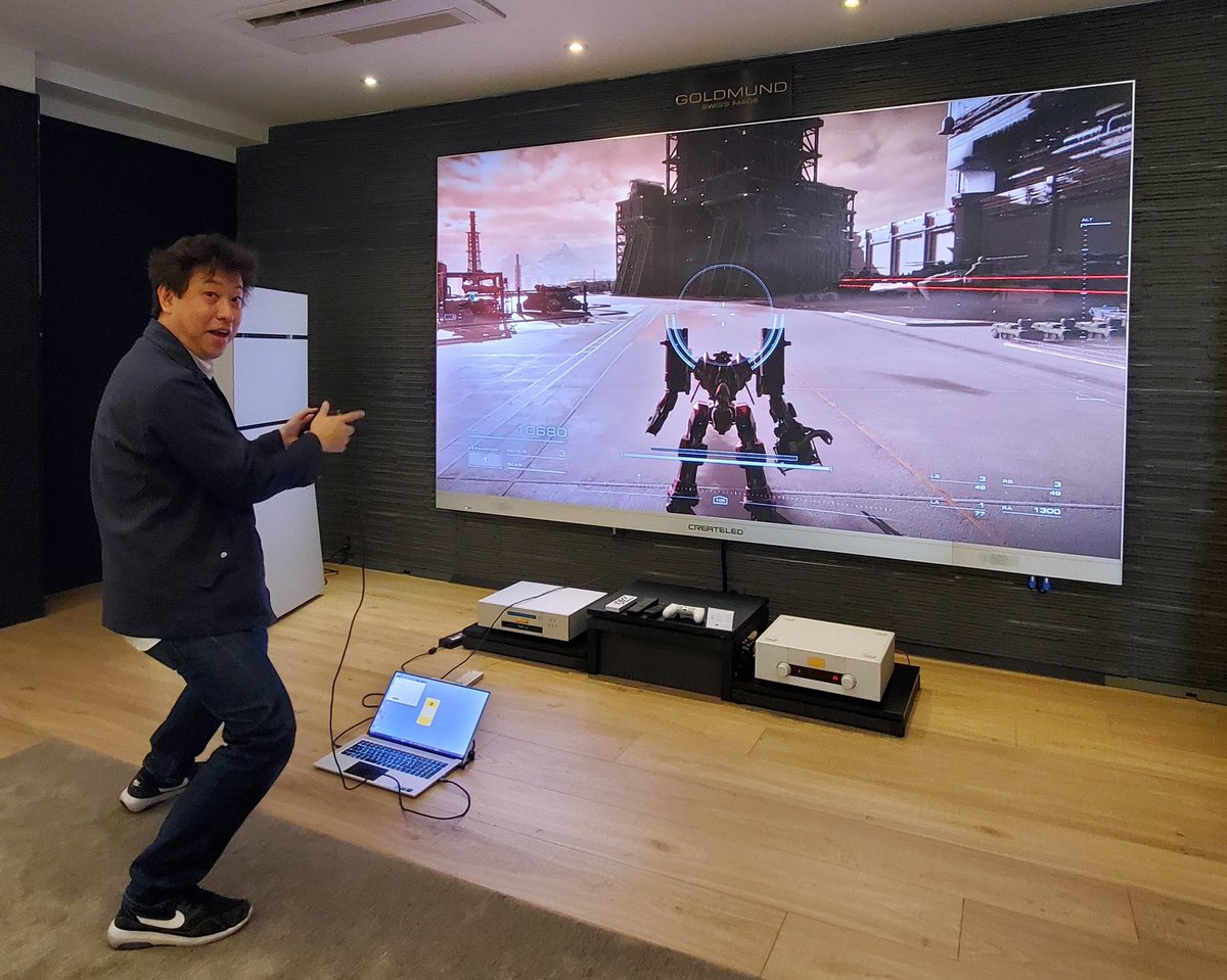 zenjinishikawa's tweet image. 韓国に来ています
「アーマードコア6」のPC版を、2400万円の4K/145インチのマイクロLEDディスプレイでプレイするという、とても過酷な仕事をしています