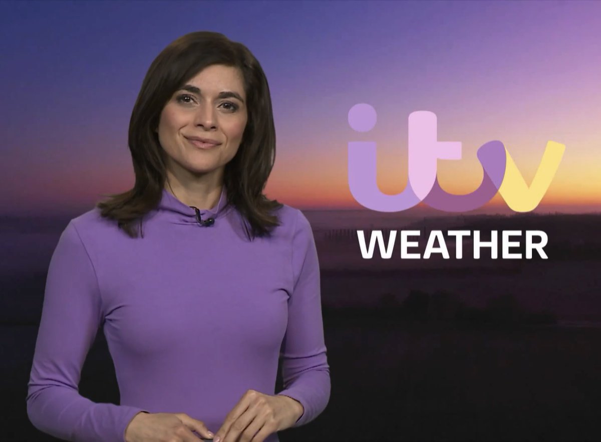 FanVerasamy's tweet photo. Lucy Verasamy is stunning beautiful in this lilac top today (04/04/24) #lucyweather #lucyverasamy #itv #itvweather #weatherpresenter https://t.co/T1n20lfZdG