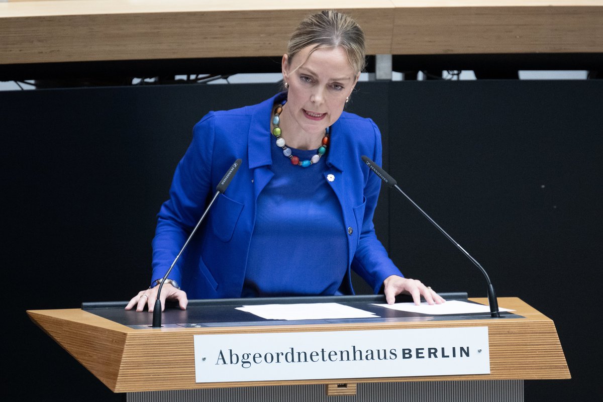 TspCheckpoint's tweet photo. Verkehrsverwaltung hat freie Stellen: Dem Senat laufen die Verkehrswende-Leute weg. 
https://t.co/fH5DMFK1Vb https://t.co/yIRRCdRn3Q