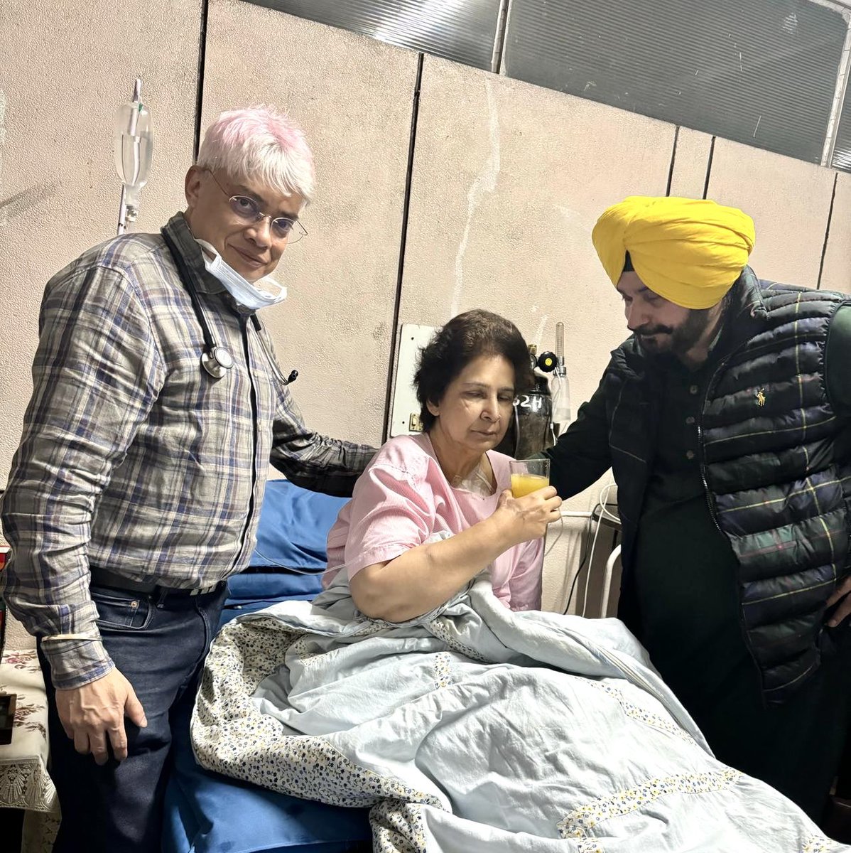 Operation for rarest of rare Metastasis - lasted three and a half hours …. Affected skin removed and reconstruction done with flaps … her resolve is steadfast , the smile never leaves her face - courage thy name is Noni … Dr Rupinder hoping for a speedy recovery….