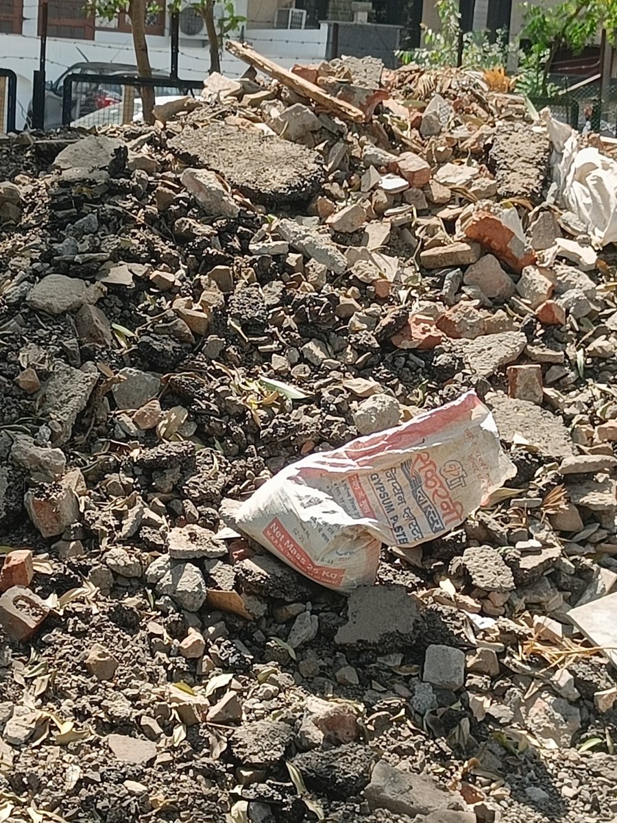 atuulsud's tweet photo. @cmohry 
@drkamalgu
@MunCorpGurugram 
@narharibanger 
@vikasguptaias
@ulbharyana 
This is the present condition in our B3 lane in ARDEE CITY. As part of new paved tiles road de,MCG authorities got our old road broken down on 20th March. We request to Please expedite to fix this. https://t.co/2oVZGZjmjR