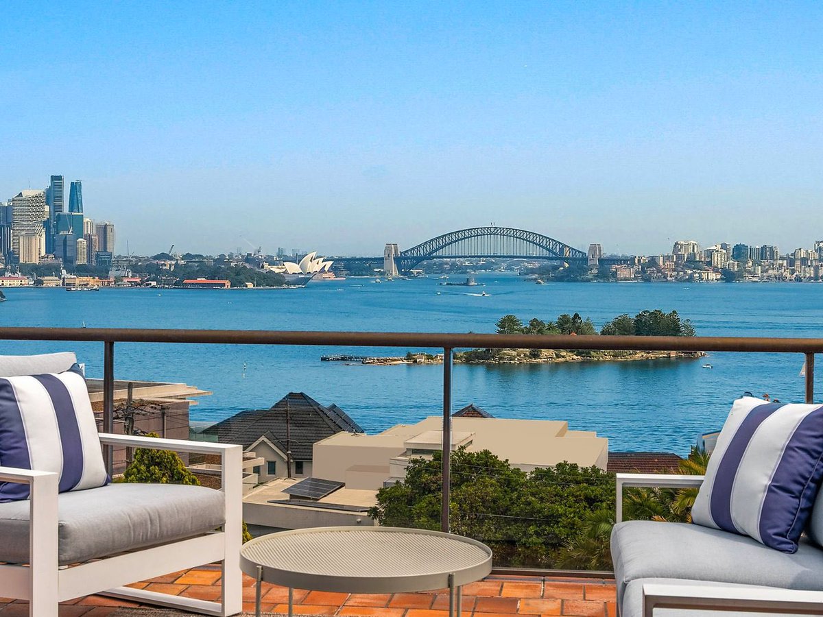 JPrattauctions's tweet photo. Auction Guide $18,900,000 Vaucluse 

3A Gilliver Avenue Vaucluse 
Auction 21st April Onsite 

https://t.co/s3PTyaaDKW…
 
#vaucluse #jamesprattauctions https://t.co/kLD1Us0ZGC