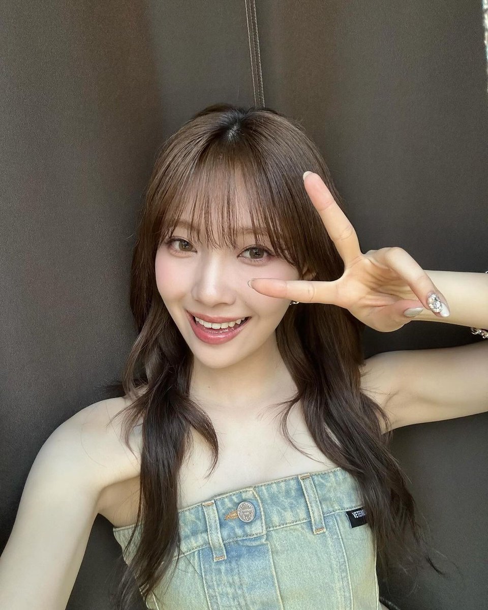 NiziU アイコラ  / X