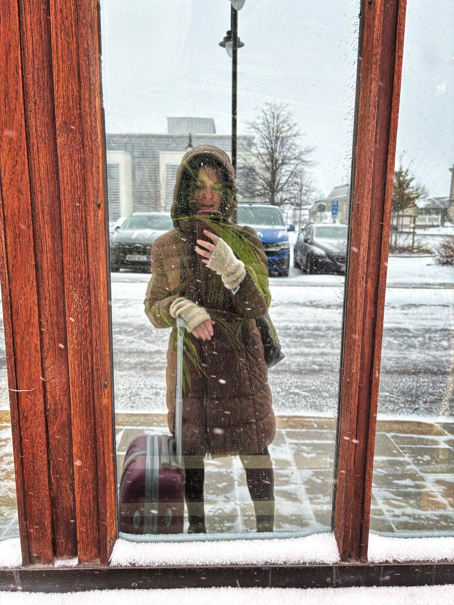 Shketik87's tweet photo. Typical April weather in Sweden сказали мне сегодня утром на ресепшене отеля 

После этого я еще больше захотела переехать в Барселону https://t.co/ACvtkRGcTI