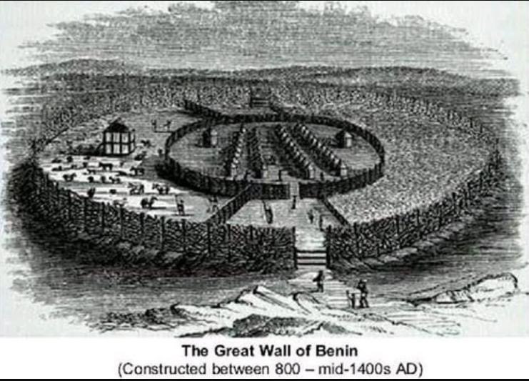 The Guinness Book of Records (1974 edition) described the walls of Benin City located now in Nigeria as “the world’s largest earthworks carried out prior to the mechanical era.” It spanned over 9,000 miles. Benin City was also one of the first places to have street lighting with