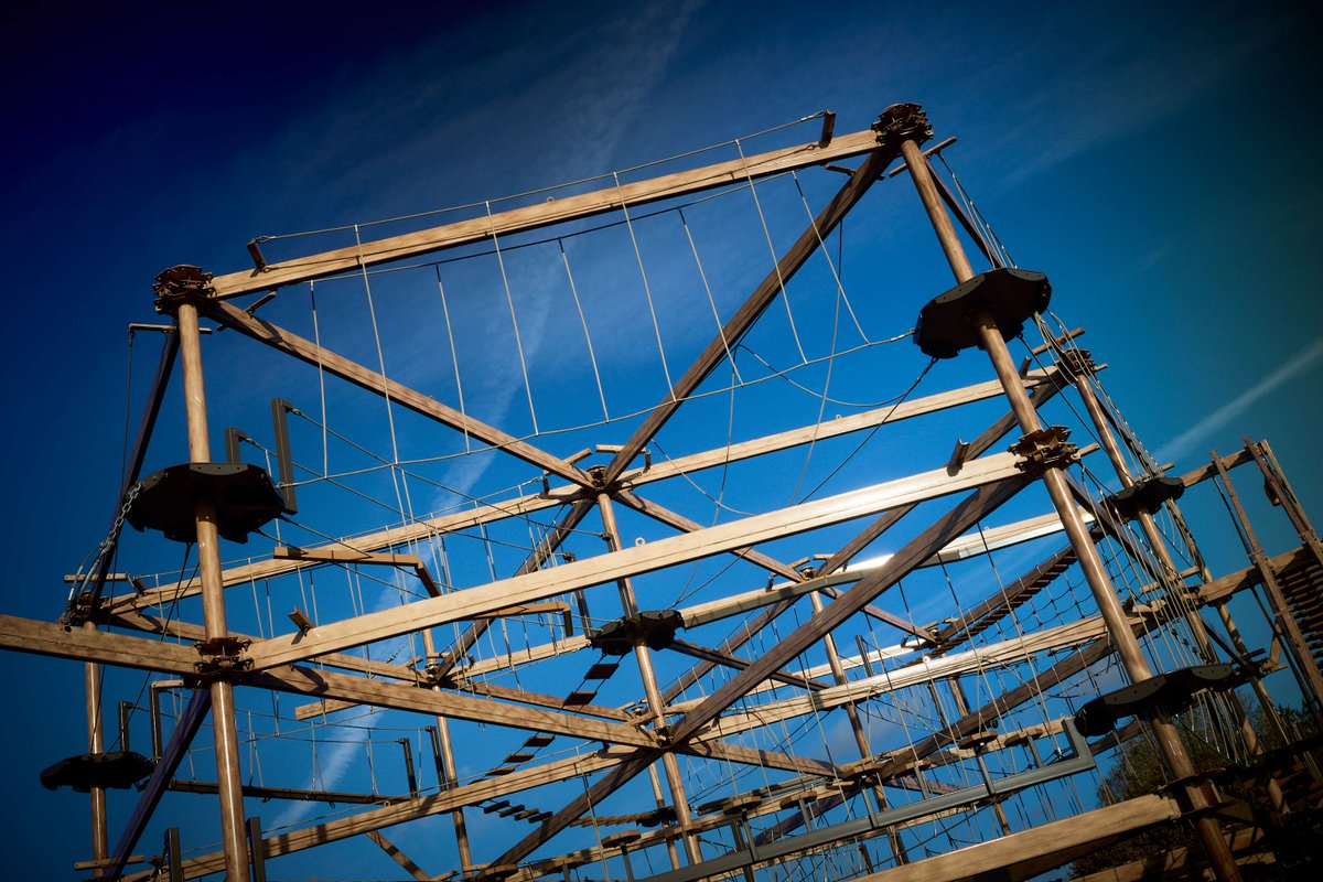 ExploreEssex's tweet photo. Sky Ropes and Sky Ropes Junior at #GreatNotley Country Park are open every day this #Easter #schoolholiday. #HowHighCanYouGo?๐ค๏ธ๐ช
Plan your visit and book ๐https://t.co/zMAKty0r6R https://t.co/LGWxQYHDvi