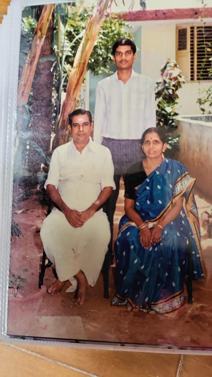 With my parents in 1989 before I left for Princeton 🙏