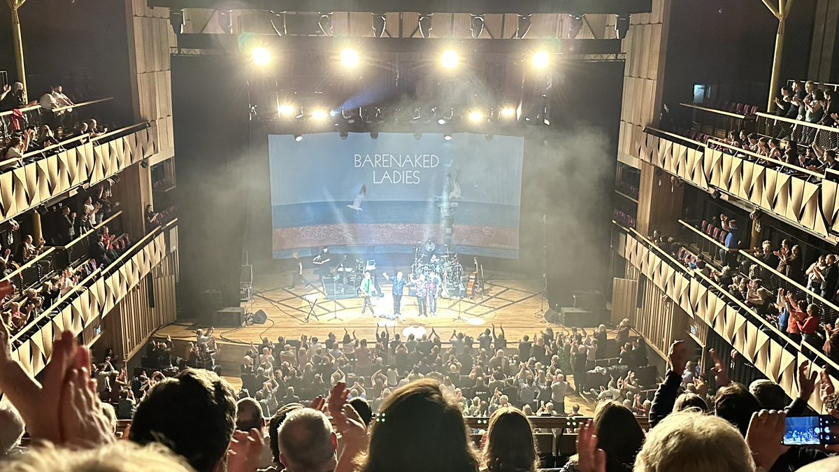 The @Bristol_Beacon is such an amazing venue - further enhanced since its refurbishment - last night @barenakedladies kicked off their latest UK tour supported by @callumbeattieuk. Great fun.
