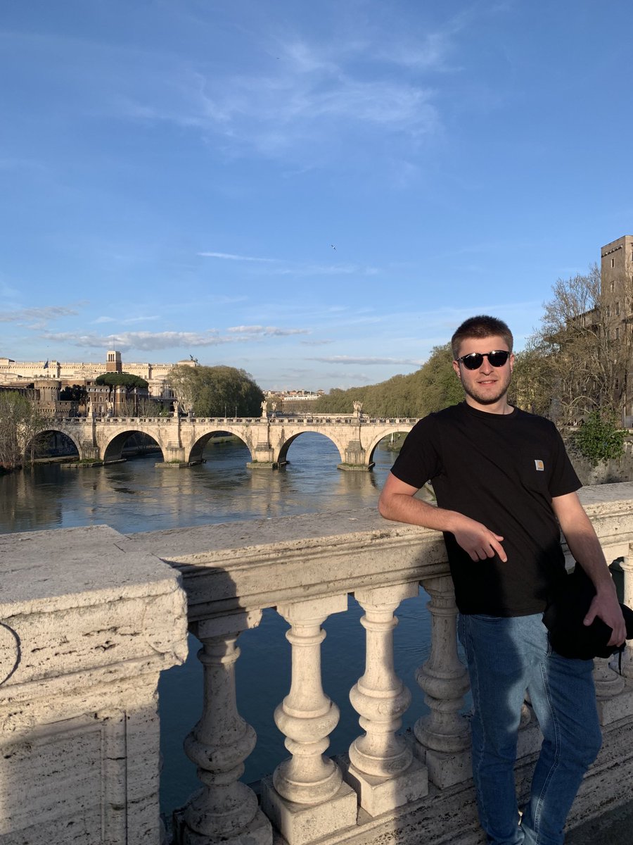 👨🏼‍🦯👨🏼‍🦯