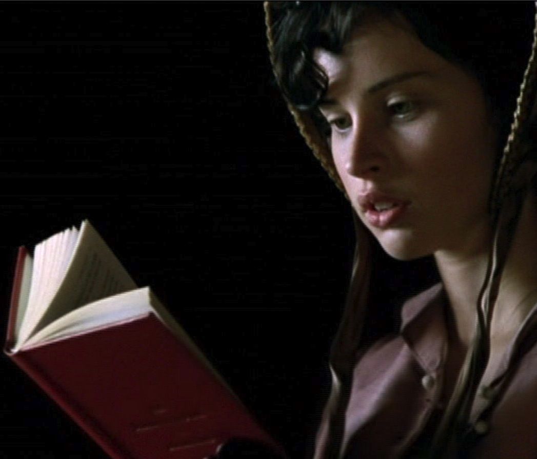 In the 2007 adaptation of #JaneAusten's #NorthangerAbbey, Catherine is often shown reading and fantasising about The Mysteries of Udolpho by Mrs Radcliffe. However, the voiceover actually reads from The Monk by Lewis, a much more lurid novel than the tame Mrs Radcliffe's.
