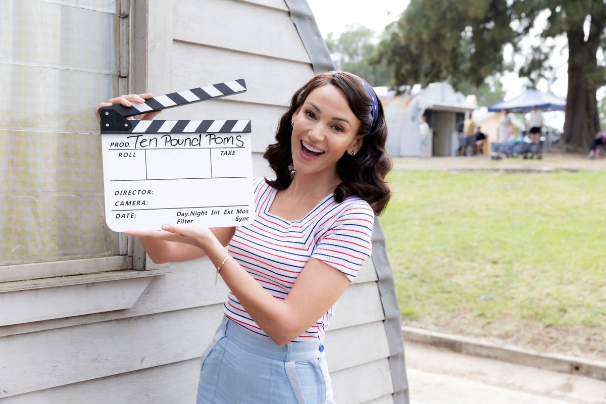 🎬 G’Day Kate! Michelle Keegan’s back in action as nurse Kate Thorne on the set of #TenPoundPoms in Australia

Follow Kate &amp; the Roberts family (led by Faye Marsay and Warren Brown) into 1957 when series 2 comes to <a href="/BBCiPlayer/">BBC iPlayer</a> &amp; BBC One

Watch series 1 ➡️ bbc.in/3VRO9YB