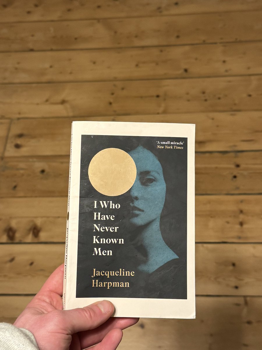 ✈️ reading was this terrifying and haunting novel I Who Have Never Known Men. Thanks so much to @emilyafish for the recommendation and for knowing my precise taste in fiction