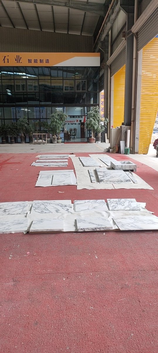 Helenfirststone's tweet photo. First Stone | How we finished one Arabescato Marble project from one photo design.We help our Shanghai customer to make dream come truth.#marble #marbleproject #marbledesign #ArabescatoMarble 
#bathroommarble #kitchenroommarble https://t.co/PEhFHjj4tT