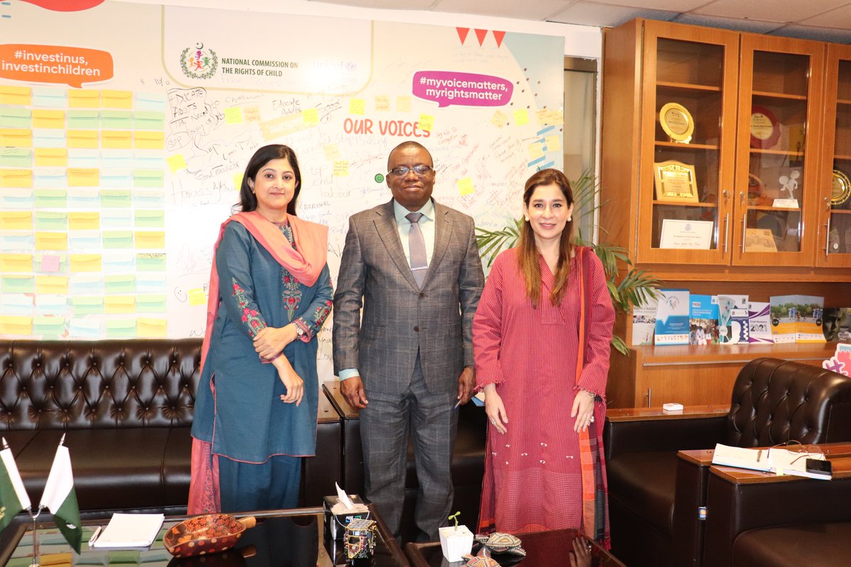 Lansana Wonneh, Country Representative of @unwomen_pak called upon the Chairperson @NCRC_Pakistan @AyeshaRaza13 and expressed solidarity and support to the Commission’s work. Here's a glimpse of their discussion: -Strengthening our commitment to gender parity and girls…