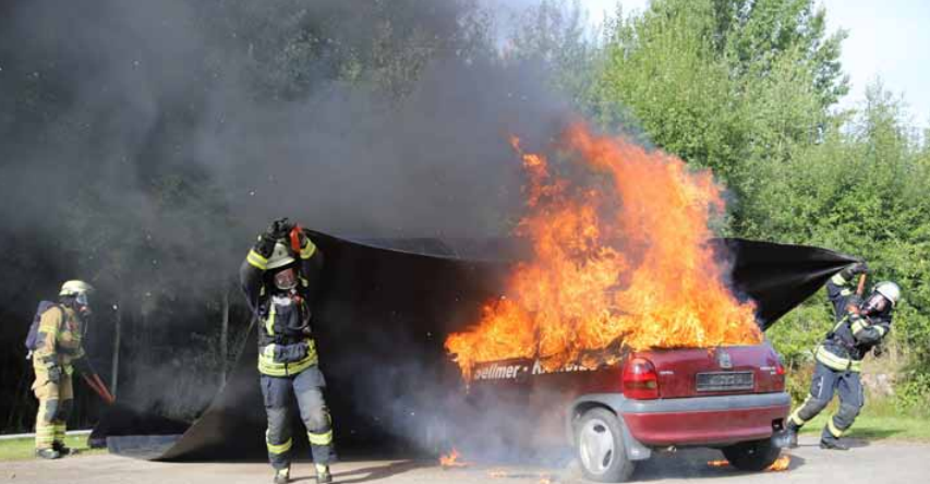 Firepak_de's tweet image. Firepak feat. #Bridgehill. Innovation on point.

Eins haben wir von vornherein #gemeinsam, wir #brennen für dieselbe Sache, doch mit den #Löschdecken von Bridgehill ist jedes #Feuer schnell unter Kontrolle - außer natürlich die #Flammen der #Leidenschaft für unsere #Berufung.