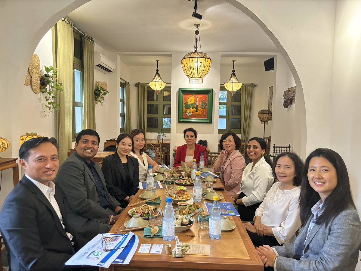 Rich discussion on #climate #justtransition #circulareconomy during lunch w private sector at sustainable #DuDuXanh in Ho Chi Minh City. Collaborating on partnerships 4 scale <a href="/UNDPVietNam/">UNDP in Viet Nam</a> <a href="/RamlaKhalidi/">Ramla Khalidi</a> <a href="/haverman/">Patrick Haverman</a> <a href="/kanniwignaraja/">Kanni Wignaraja</a> <a href="/C_Bahuet/">Christophe Bahuet</a>