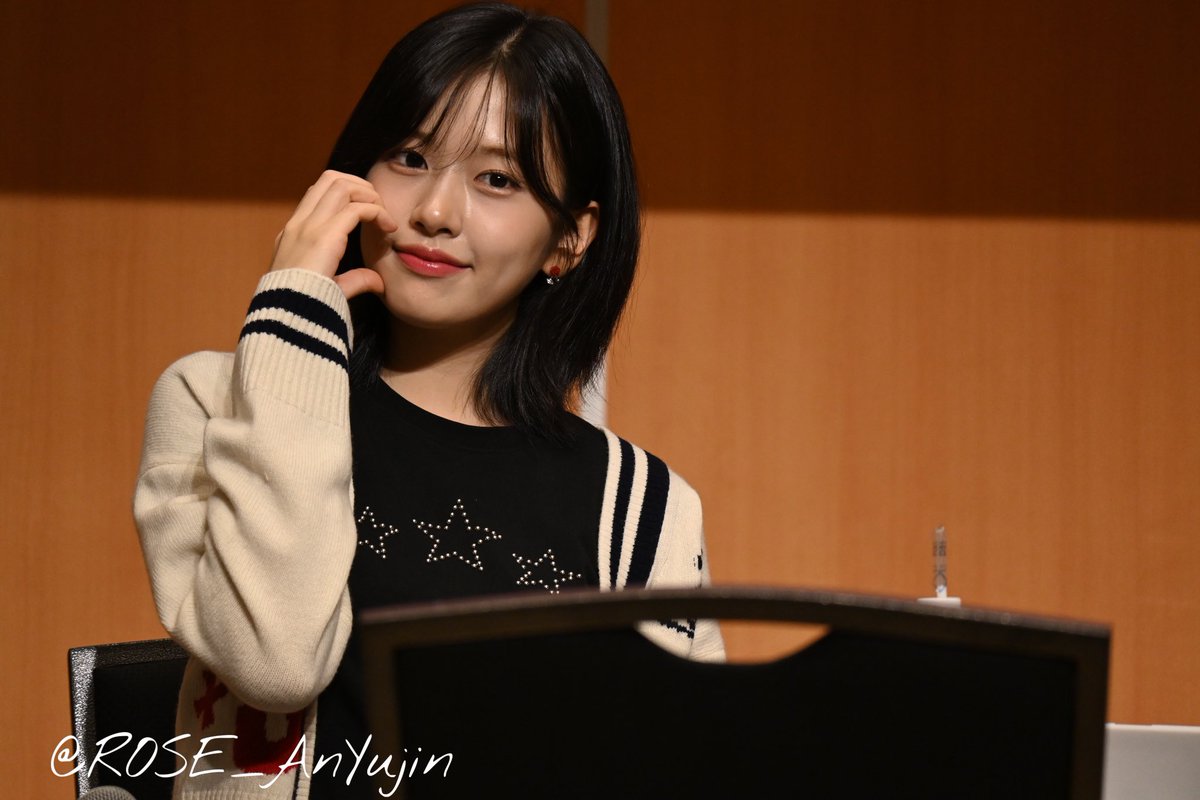 MINT_A0901's tweet photo. 240202 IVE 福岡 Fukuoka

#IVE #AnYujin #YUJIN #안유진 #유진 #아이브 https://t.co/1zpolVa2OS
