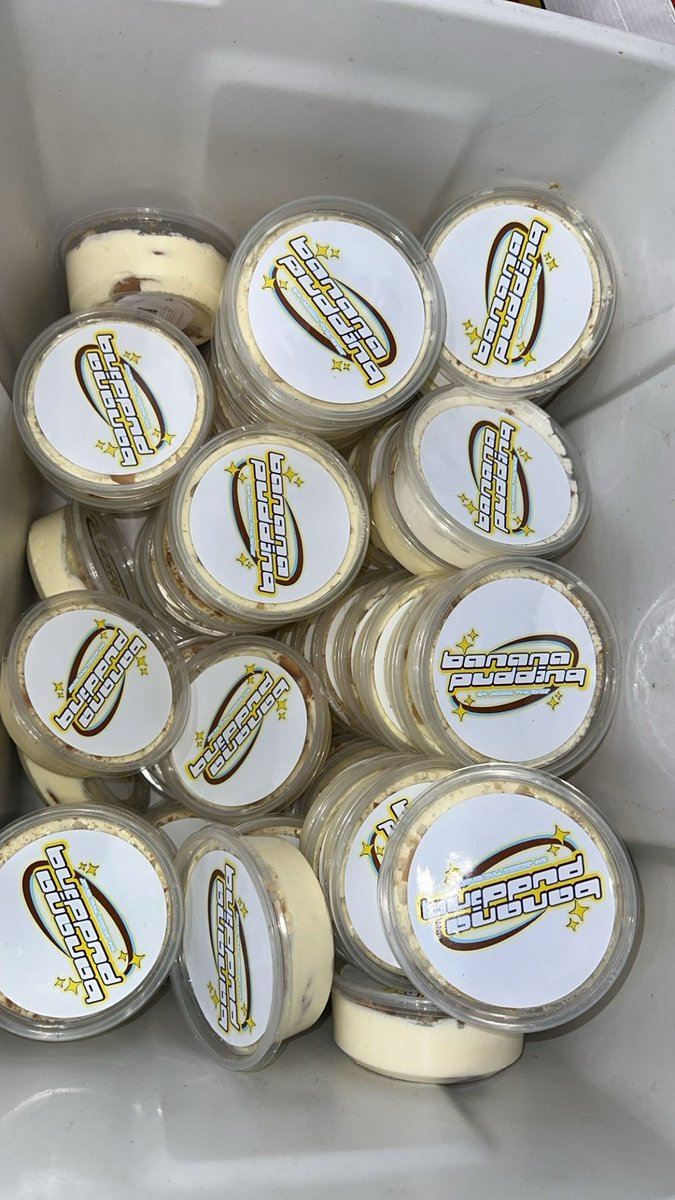 fresh restock of banana pudding @jessethechef